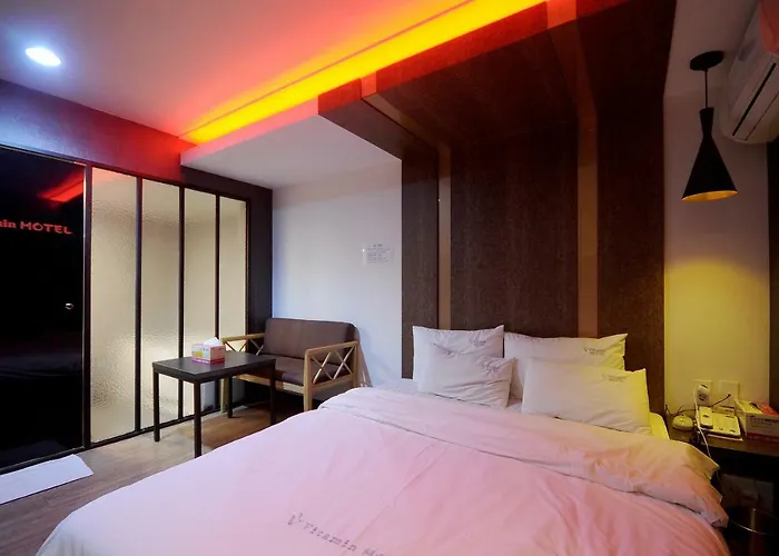 Vitamin Hotel